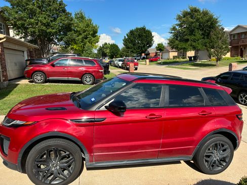 Used 2017 Land Rover Range Rover Evoque HSE Dynamic AWD/4WD image 5