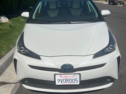 Used 2019 Toyota Prius L Eco w/ Carpet Mat Package