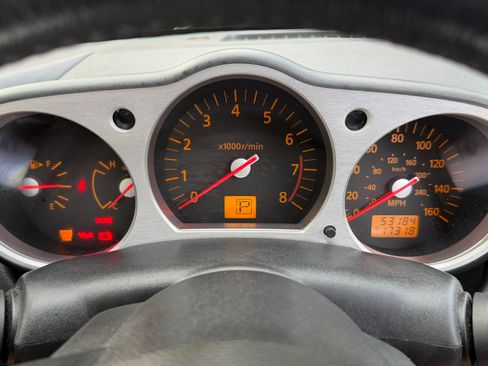 Used 2004 Nissan 350Z Enthusiast w/ Side Airbags Pkg image 14