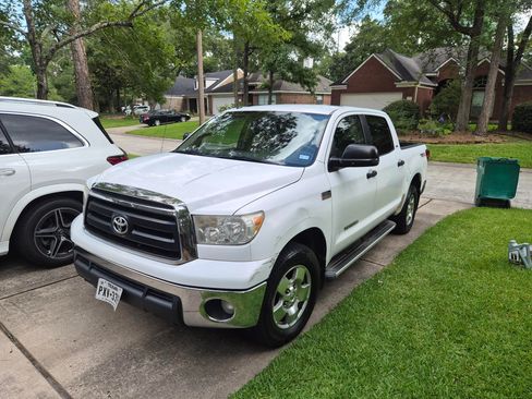 Used 2011 Toyota Tundra 2WD CrewMax w/ TRD Off-Road Pkg image 6