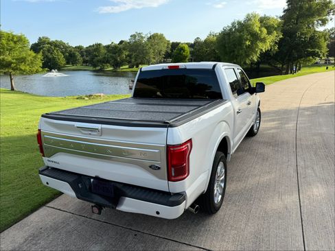 Used 2015 Ford F150 Platinum w/ Equipment Group 701A Luxury AWD/4WD image 6