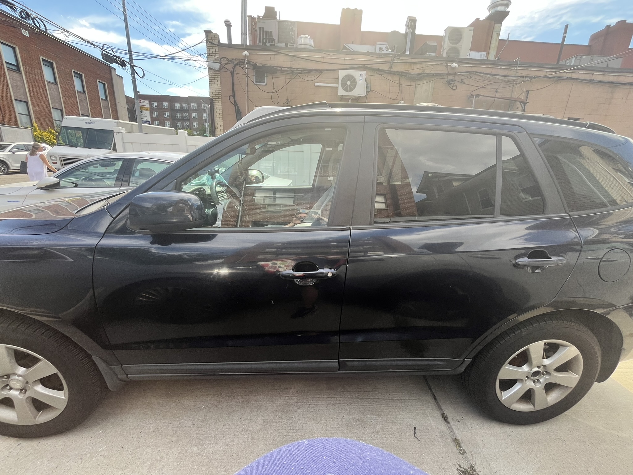 Used 2009 Hyundai Santa Fe SE FWD image 10