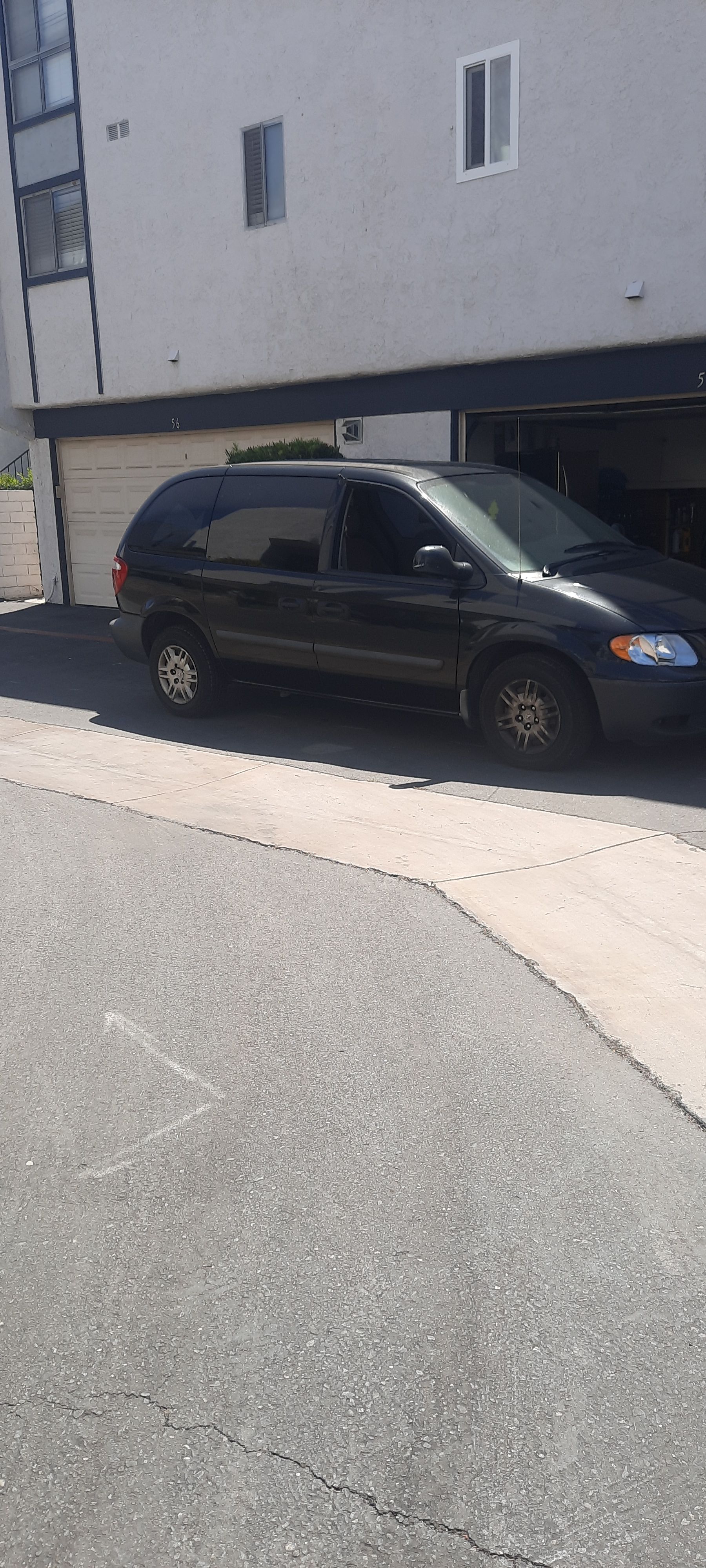 Used 2005 Dodge Caravan SE w/ Popular Equipment Group FWD image 4