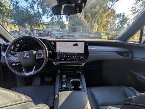 Used 2023 Lexus RX 350 FWD image 9