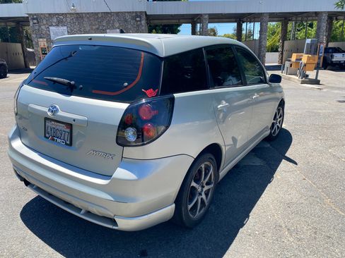 Used 2003 Toyota Matrix XRS FWD image 11