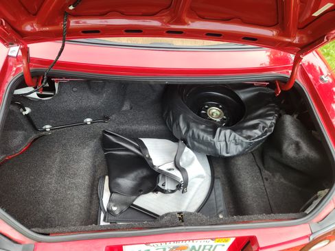 Used 1997 MAZDA MX-5 Miata RWD image 10