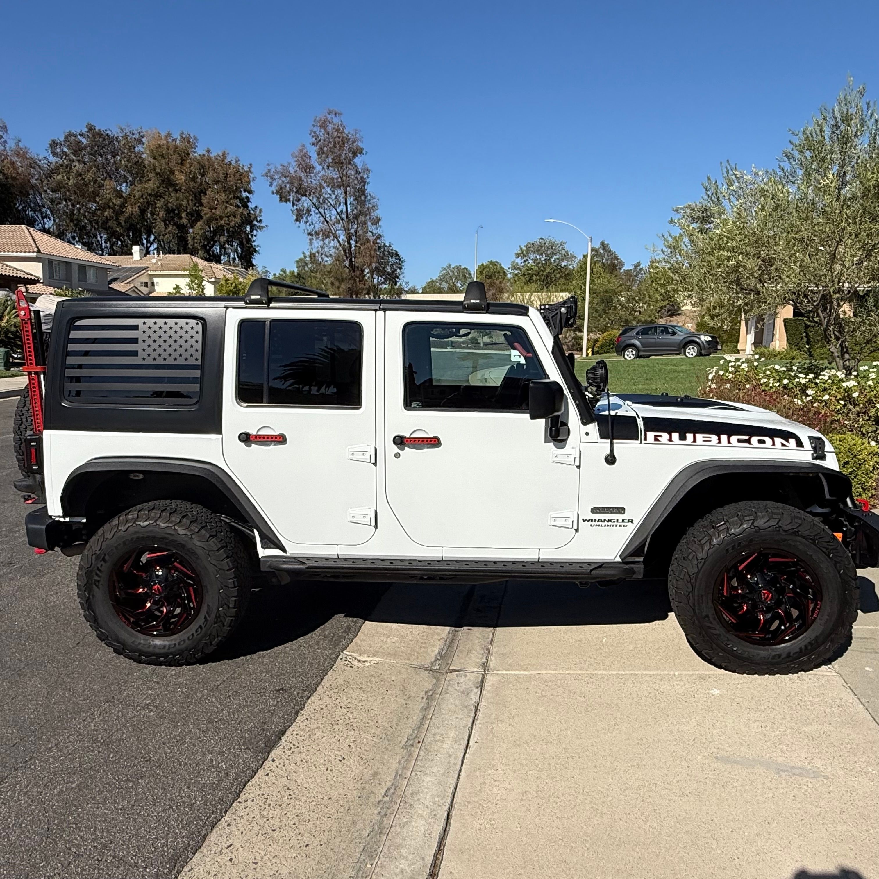 Used 2017 Jeep Wrangler Unlimited Rubicon AWD/4WD image 8