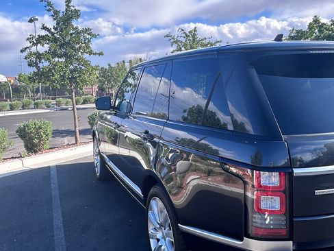 Used 2016 Land Rover Range Rover Supercharged image 9