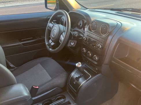 Used 2016 Jeep Patriot Sport w/ Power Value Group image 1
