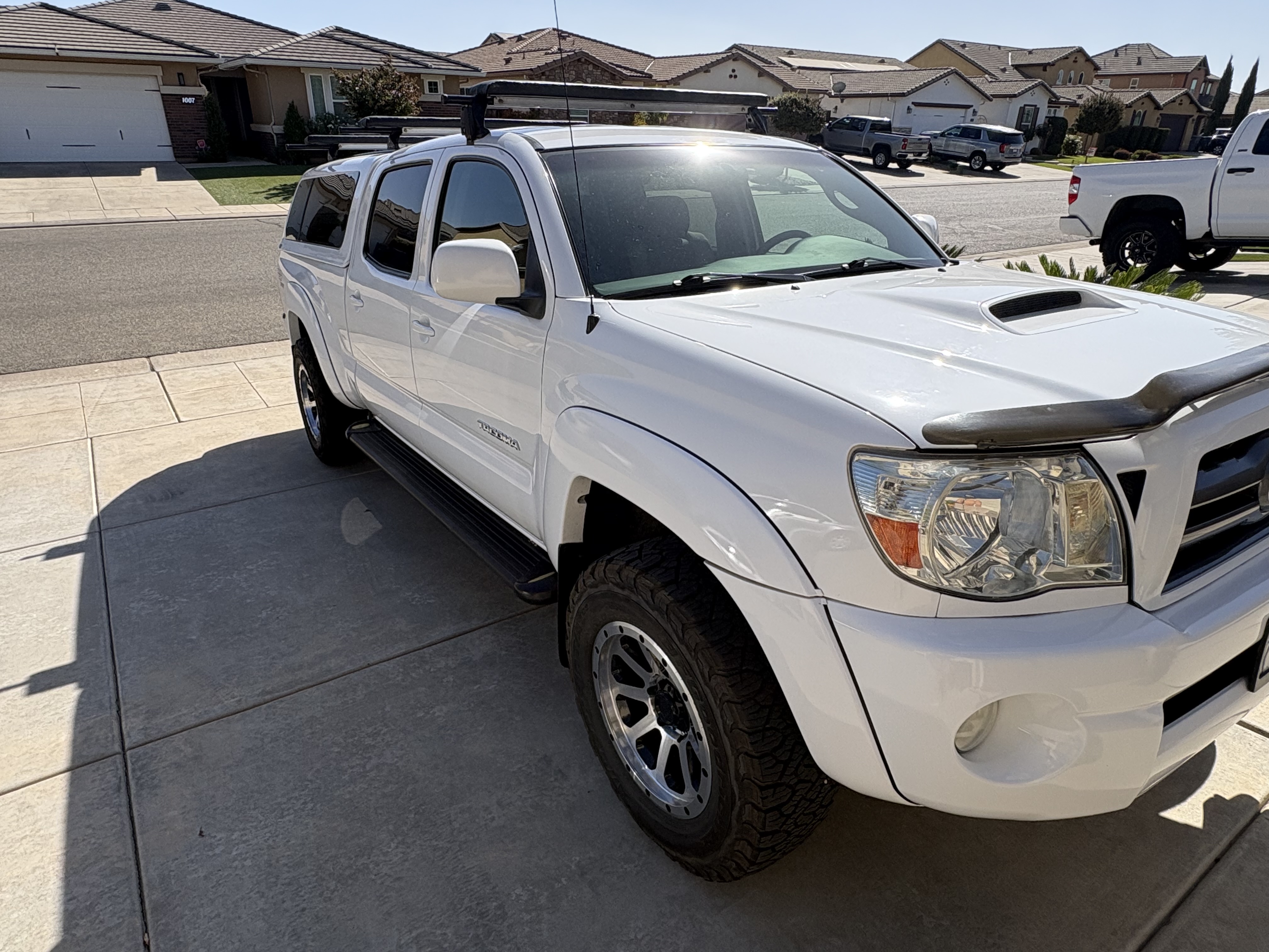 Used 2005 Toyota Tacoma 4x4 Double Cab image 1