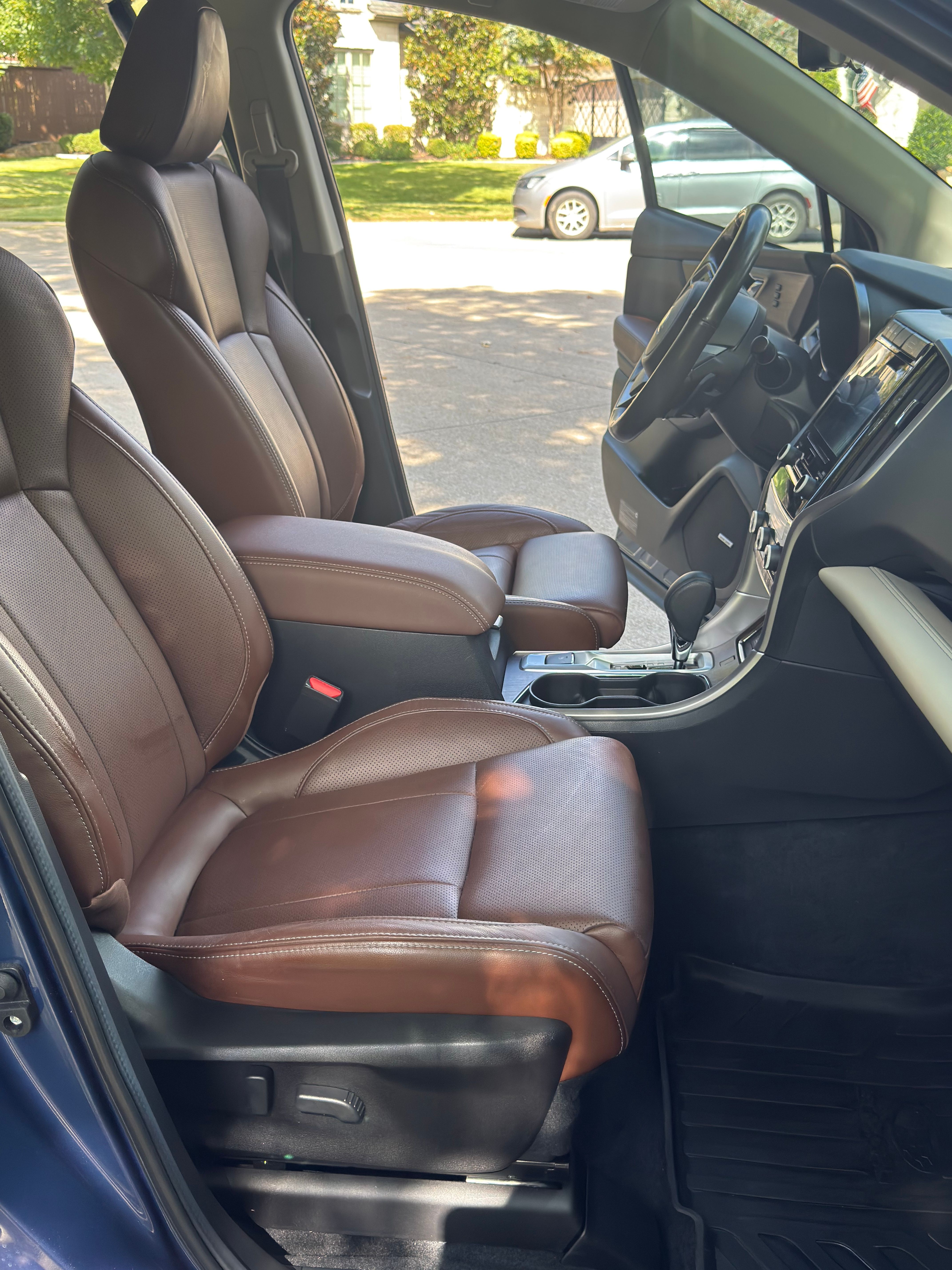 Used 2022 Subaru Ascent Touring w/ Popular Package #2A AWD/4WD image 14