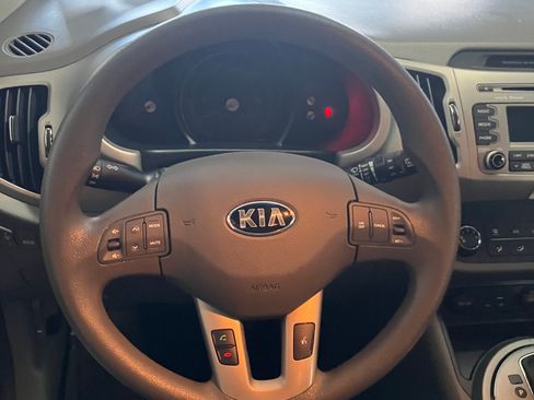 Used 2016 Kia Sportage LX image 16