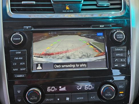 Used 2014 Nissan Altima 3.5 SL w/ Technology Package image 19