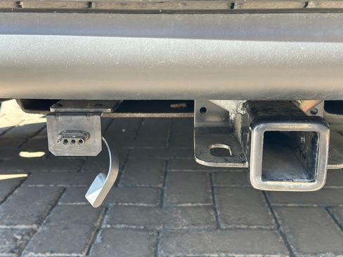 Used 2020 Chrysler Pacifica Touring w/ Advanced Safetytec Group image 10