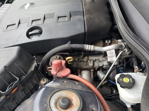 Used 2013 Chevrolet Camaro LS RWD image 5