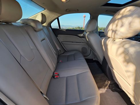 Used 2011 Ford Fusion SEL w/ 302A Rapid Spec Order Code FWD image 18