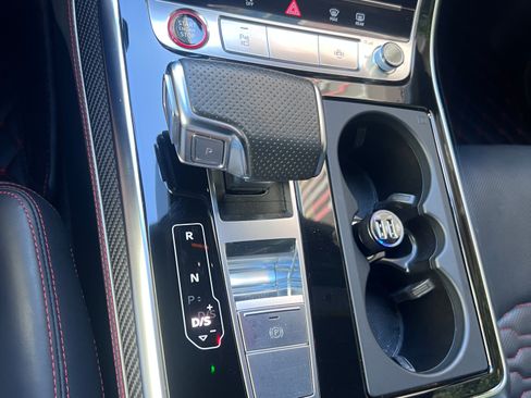 Used 2021 Audi RS Q8 Sport Utility 4D image 6