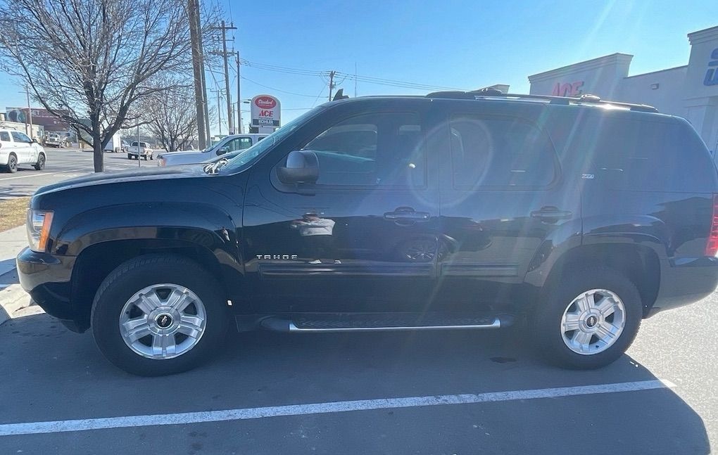 Used 2013 Chevrolet Tahoe LT AWD/4WD image 1