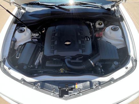 Used 2012 Chevrolet Camaro LS RWD image 9