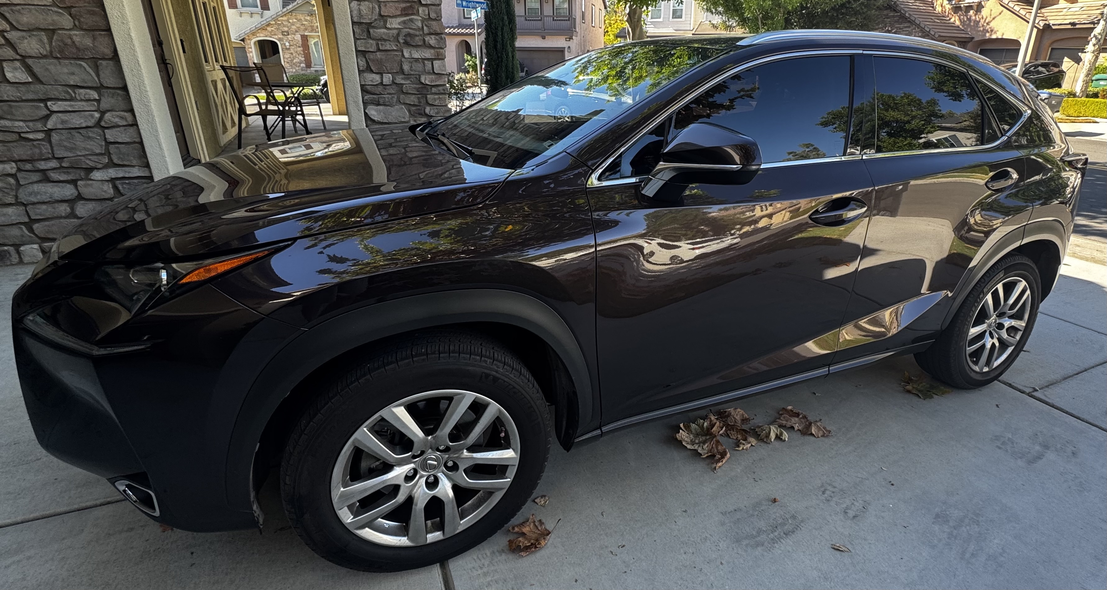 Used 2015 Lexus NX 200t FWD w/ Premium Package image 2
