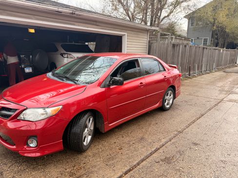 Used 2011 Toyota Corolla S image 4
