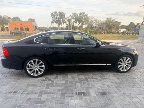 Used 2017 Volvo S90 T5 Inscription w/ Convenience Package image 8