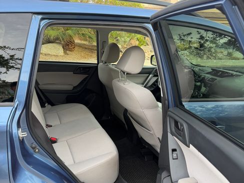 Used 2016 Subaru Forester 2.5i Premium AWD/4WD image 20