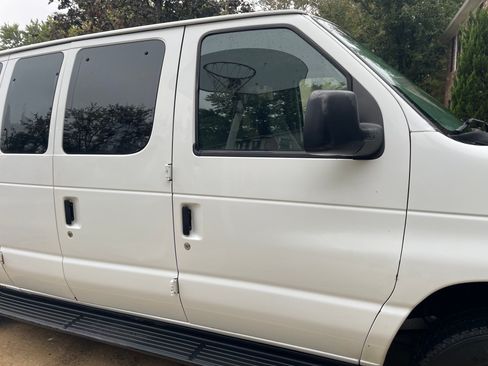 Used 2008 Ford E-150 and Econoline 150 Wagon image 14