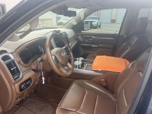 Used 2023 RAM 1500 Limited AWD/4WD image 9