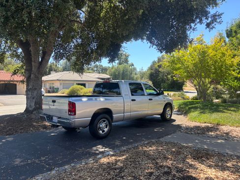 Used 2006 Dodge Ram 1500 Truck SLT w/ Trailer Tow Group RWD image 4
