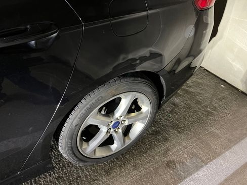 Used 2013 Ford Fusion SE image 20