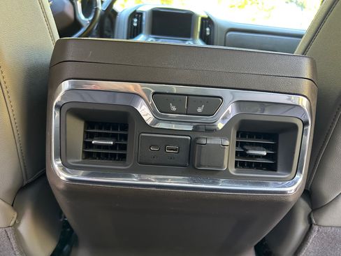 Used 2021 Chevrolet Silverado 3500 LTZ w/ LTZ Convenience Package image 23