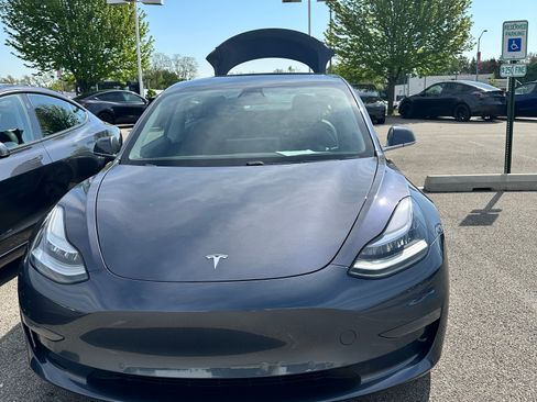 Used 2020 Tesla Model 3 Long Range image 11