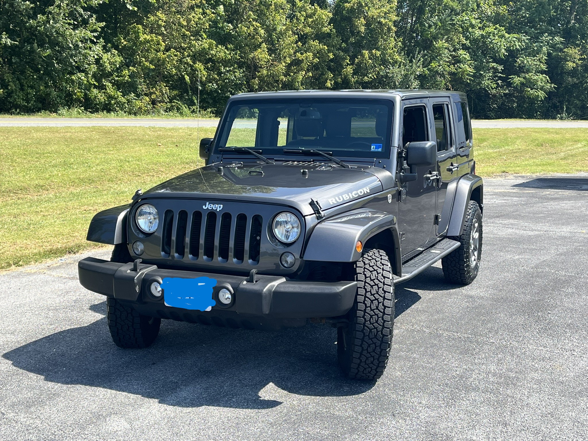 Used 2016 Jeep Wrangler Unlimited Rubicon w/ Connectivity Group AWD/4WD image 2