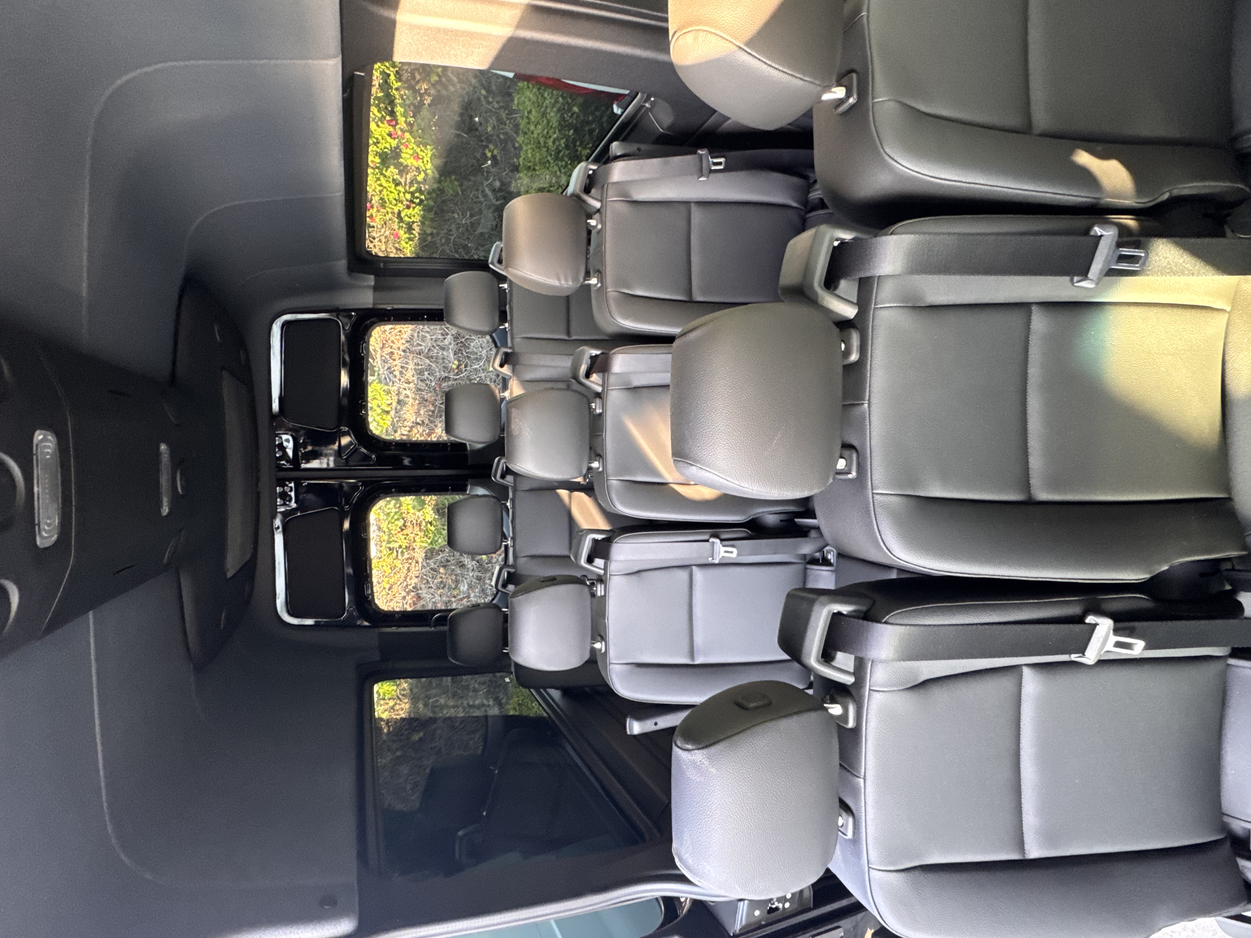Used 2025 Mercedes-Benz Sprinter 2500 image 1