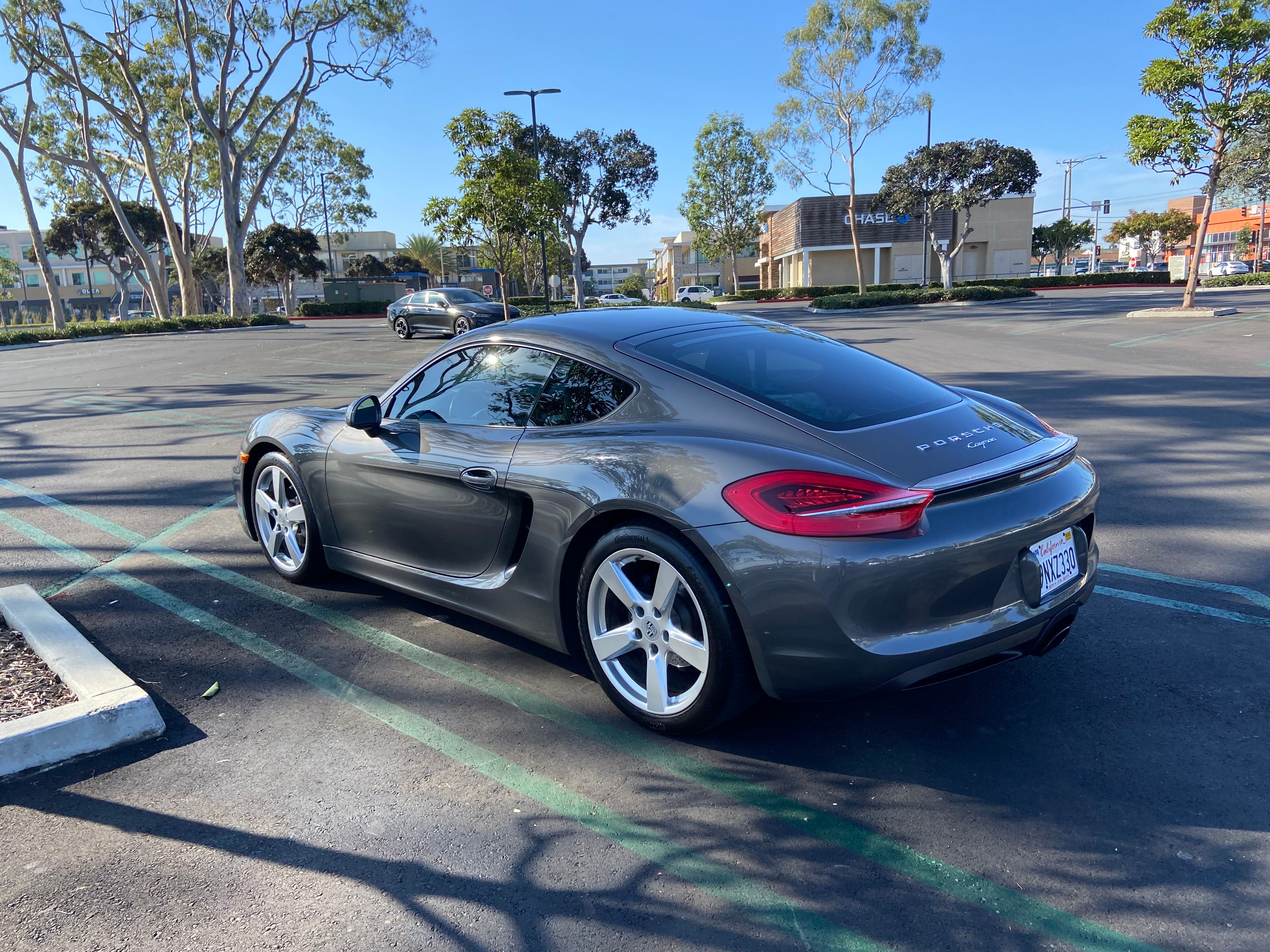 Used 2014 Porsche Cayman RWD image 4