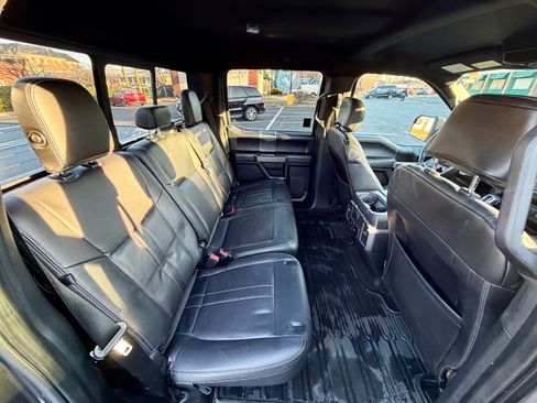 Used 2019 Ford F150 XLT w/ Equipment Group 302A Luxury image 23