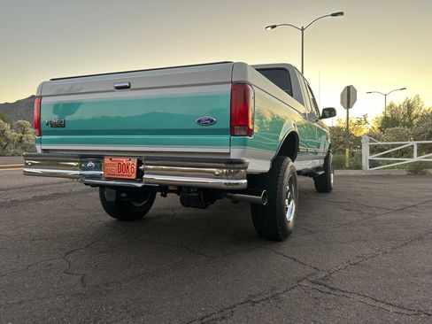 Used 1997 Ford F250 HD Short Bed image 9