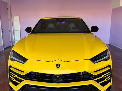 Used 2019 Lamborghini Urus image 5
