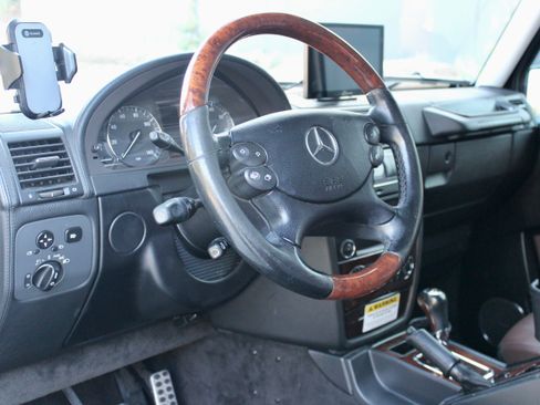 Used 2011 Mercedes-Benz G 550 G 550 4MATIC Sport Utility 4D image 20