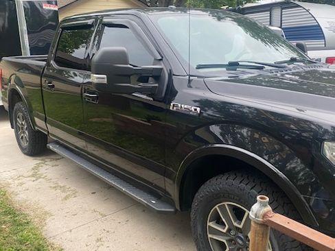 Used 2015 Ford F150 XLT w/ Equipment Group 302A Luxury AWD/4WD image 5