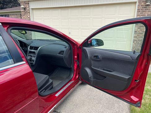 Used 2012 Chevrolet Malibu LT w/ 1LT All-Star Package image 25