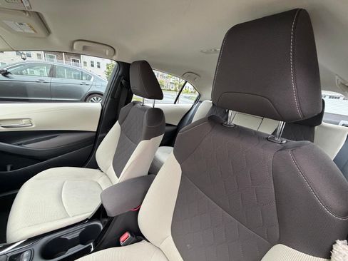 Used 2020 Toyota Corolla LE FWD image 9