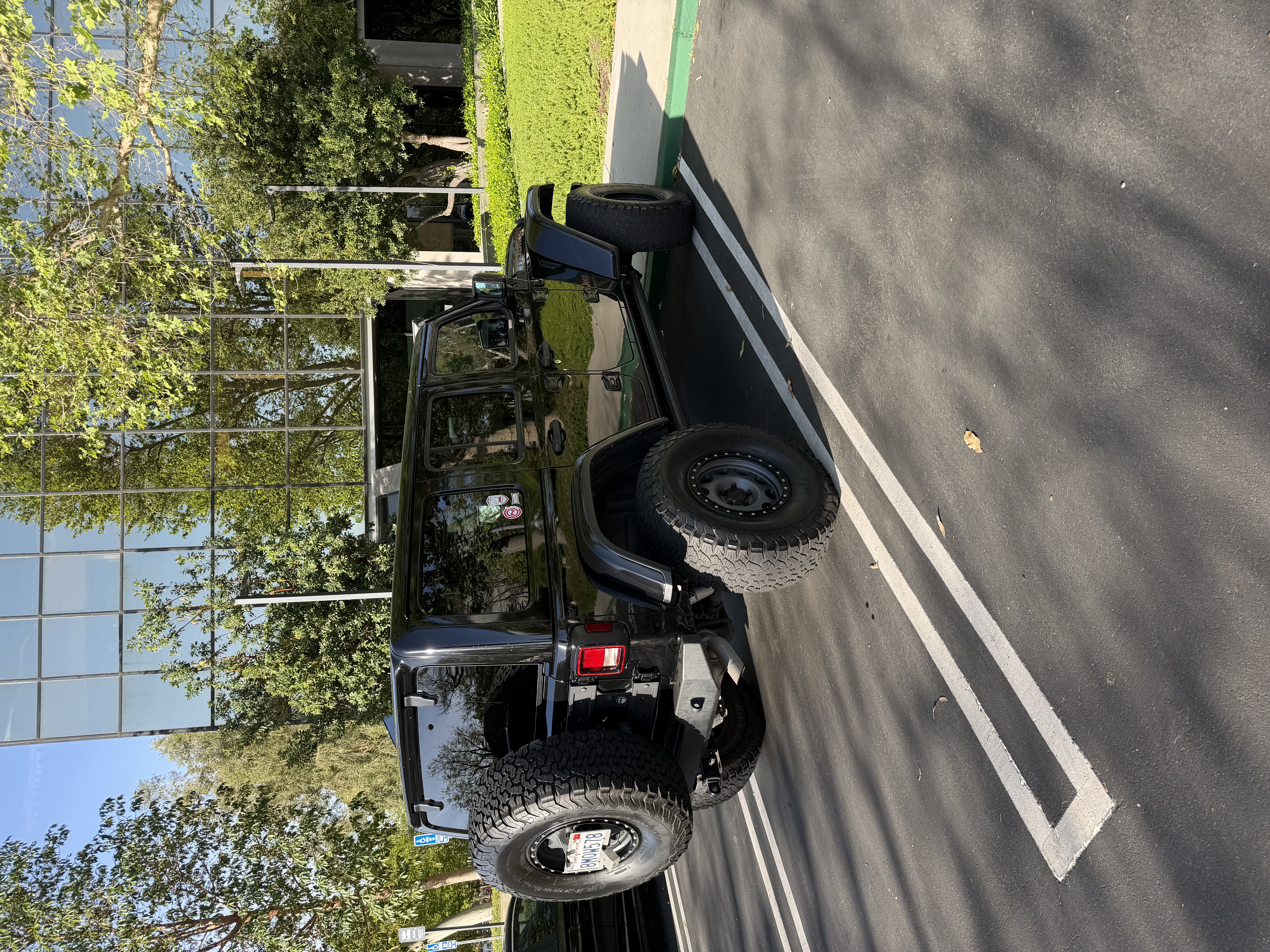 Used 2019 Jeep Wrangler Unlimited Rubicon AWD/4WD image 5