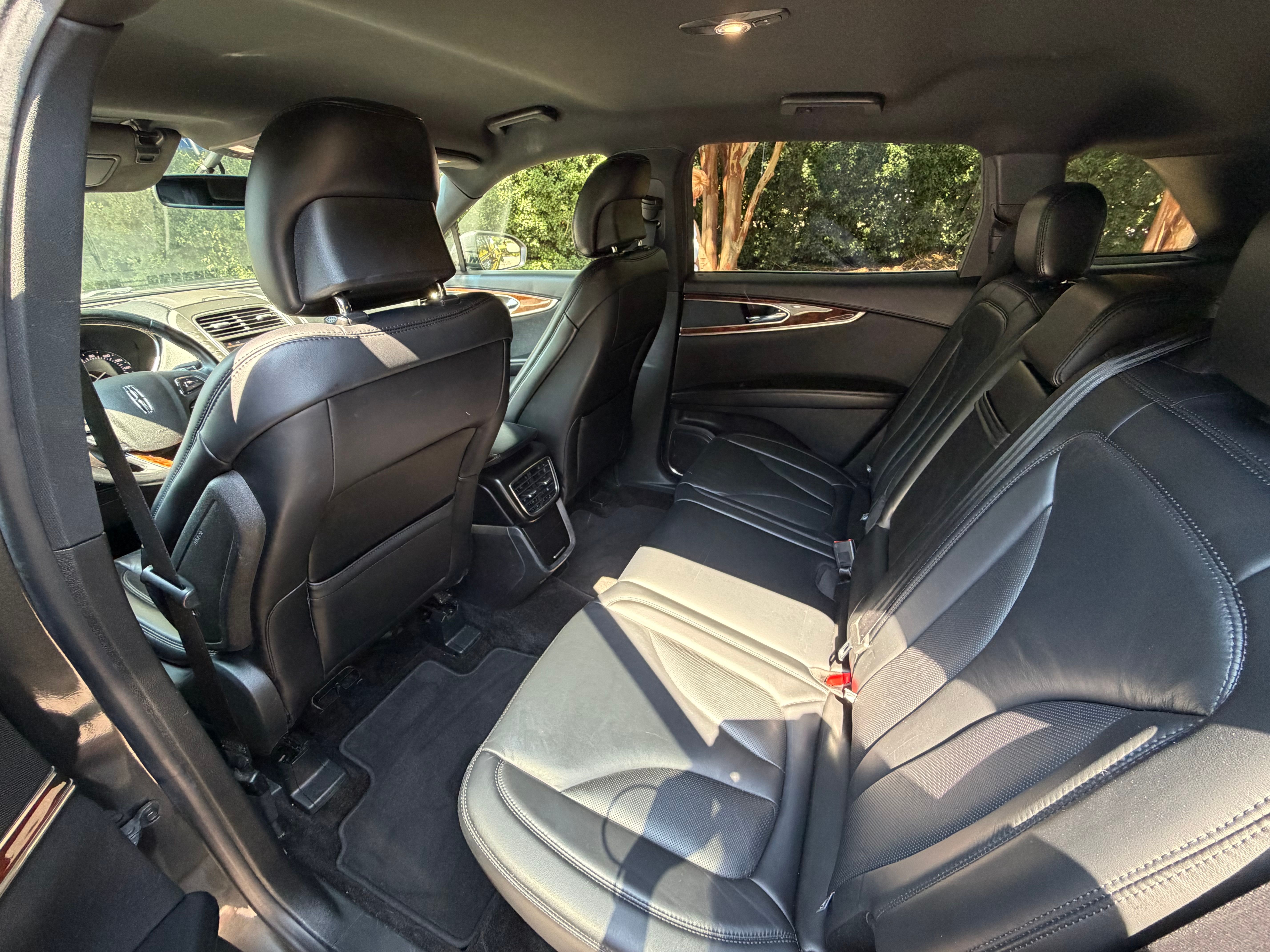 Used 2018 Lincoln MKX Select AWD/4WD image 9