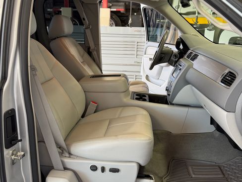 Used 2013 GMC Sierra 1500 SLT w/ Max Trailering Pack image 25