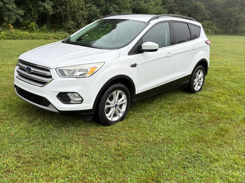 Used 2018 Ford Escape SE AWD/4WD image 18
