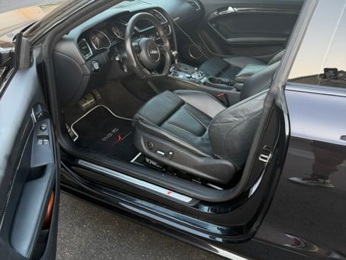 Used 2015 Audi RS 5 Coupe AWD/4WD image 10