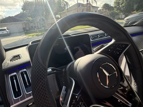 Used 2025 Mercedes-Benz Maybach S 580 4MATIC image 13