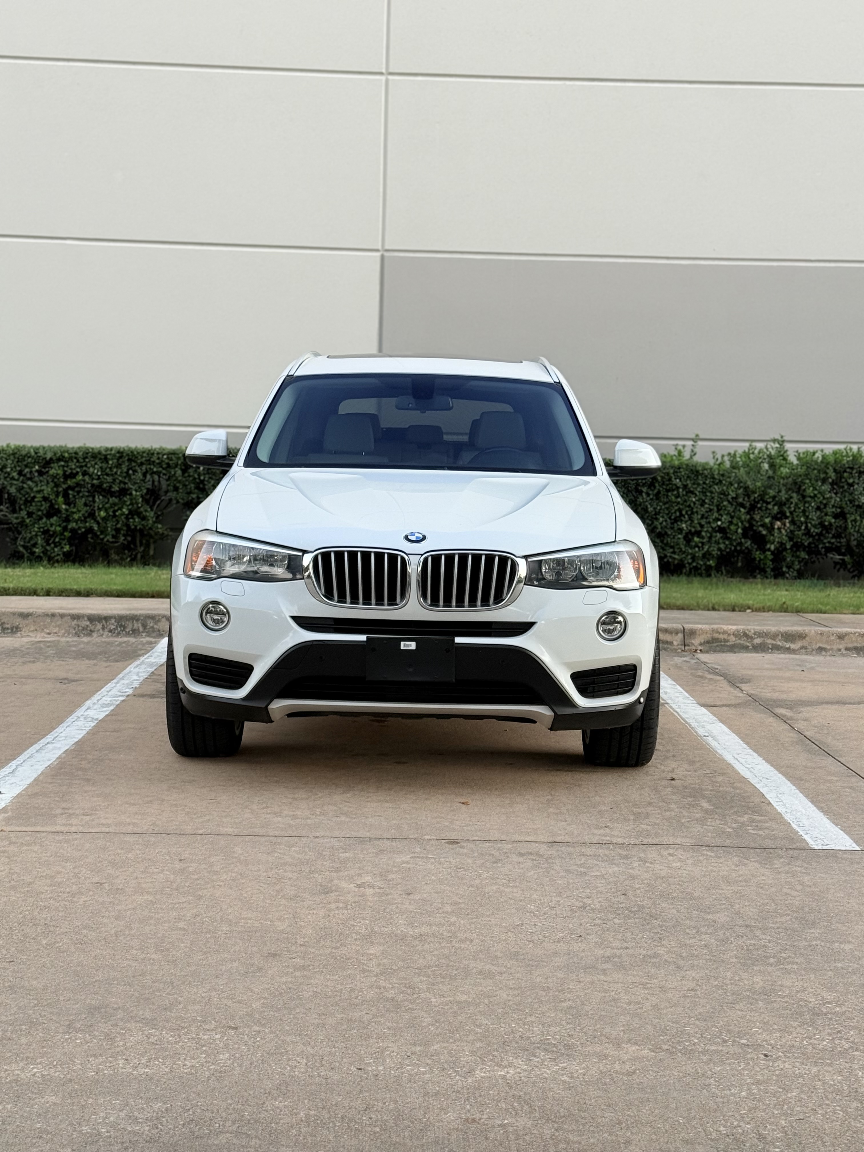 Used 2015 BMW X3 xDrive28i w/ Premium Package AWD/4WD image 4
